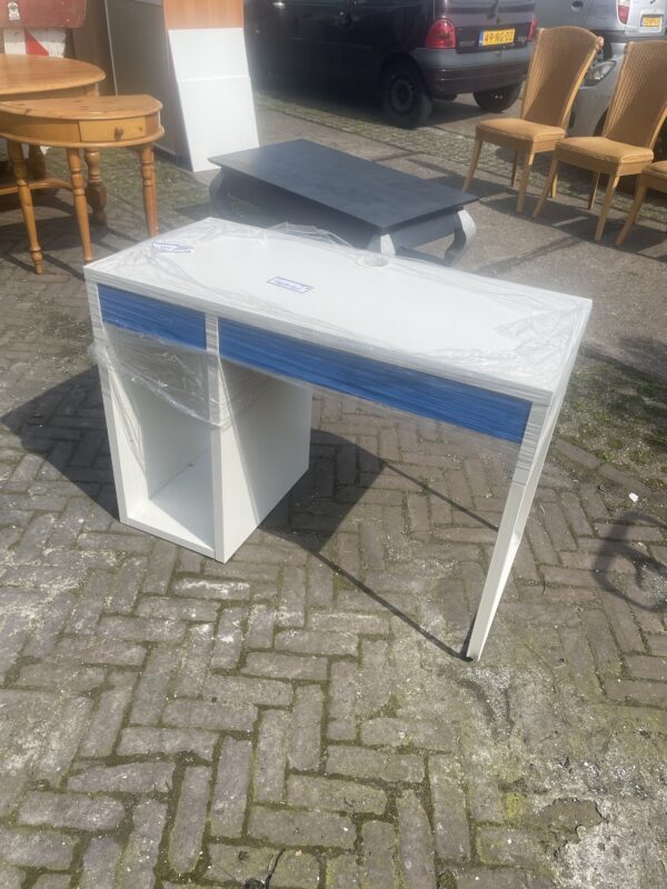 Kinder bureau H75xB105xD50cm